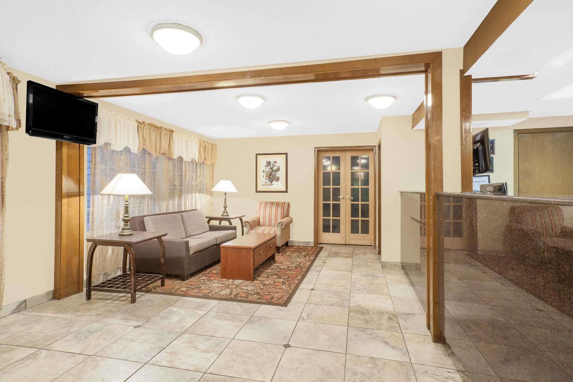 Howard Johnson By Wyndham Atlantic City Egg Harbor Township Hotel Exterior photo