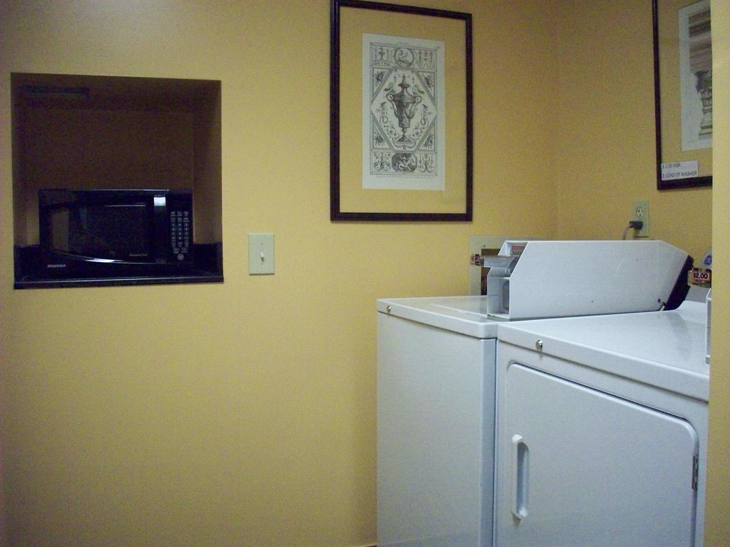 Howard Johnson By Wyndham Atlantic City Egg Harbor Township Hotel Facilities photo